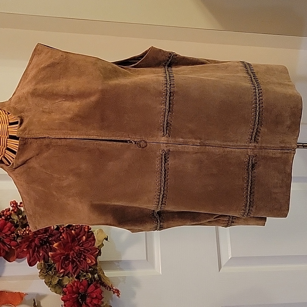 Jones New York Country Suede Leather Vest